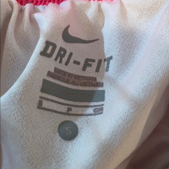 nike shorts - Picture 3 of 3